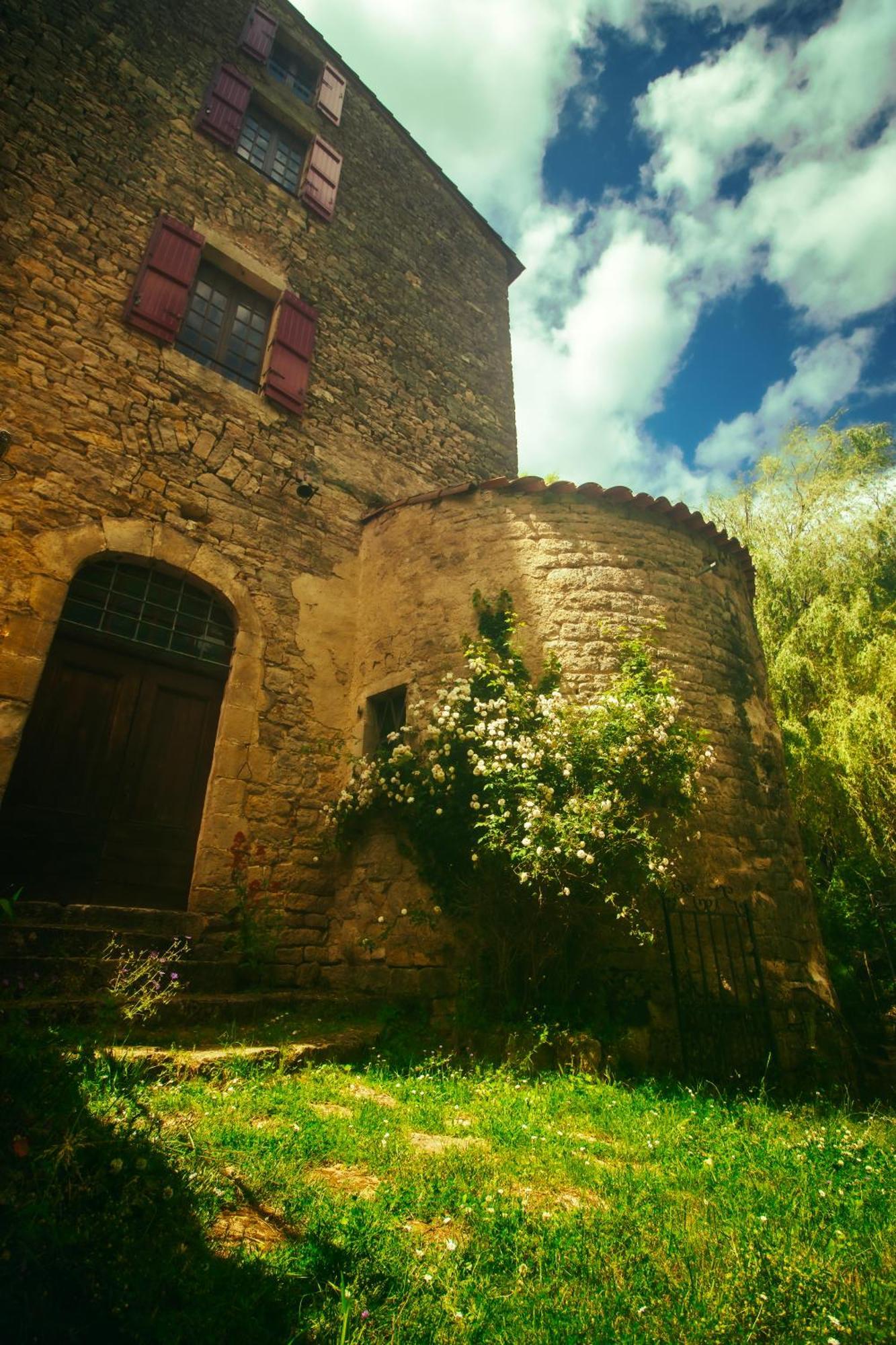 Le Chateau De Sorgues Cornus Exterior foto